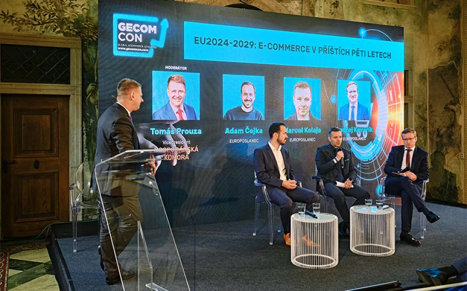 Živě: Největší e-commerce konference v Česku GECOM