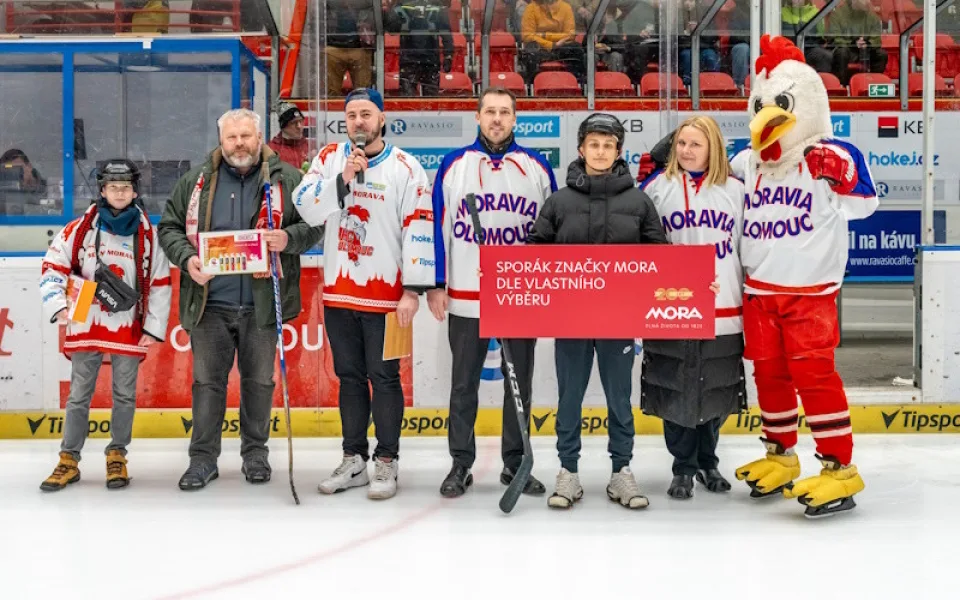 HC Olomouc oslavil 200 let značky MORA mimořádným utkáním