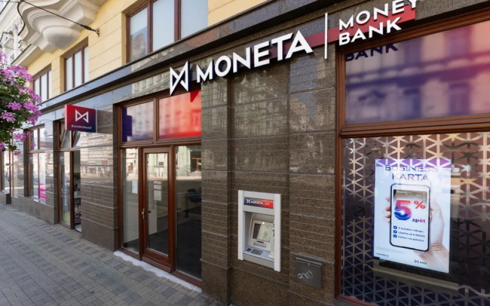 Moneta od 3. března snižuje úrokové sazby hypoték, začínají na 3,99 %