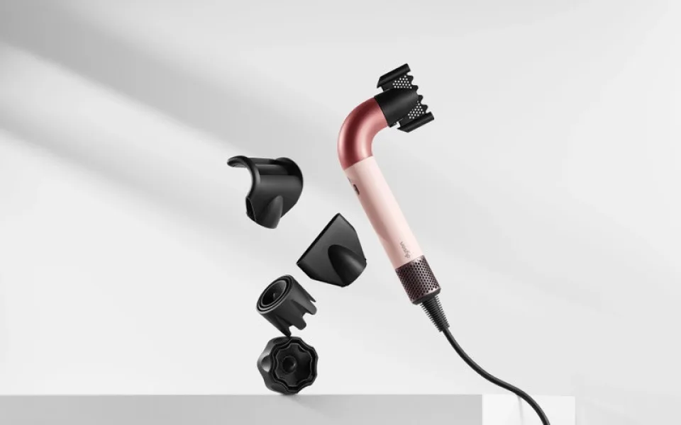 Nový fén Dyson Supersonic r™: Profesionální styling vlasů v pohodlí vaší koupelny