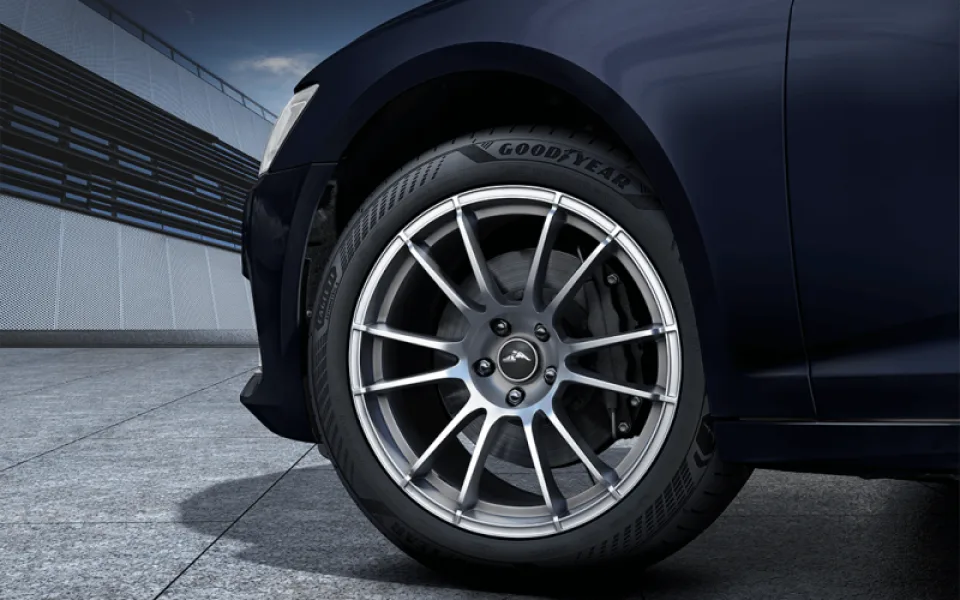 Goodyear rozšiřuje řadu Eagle F1 Asymmetric 6 na největší nabídku v historii