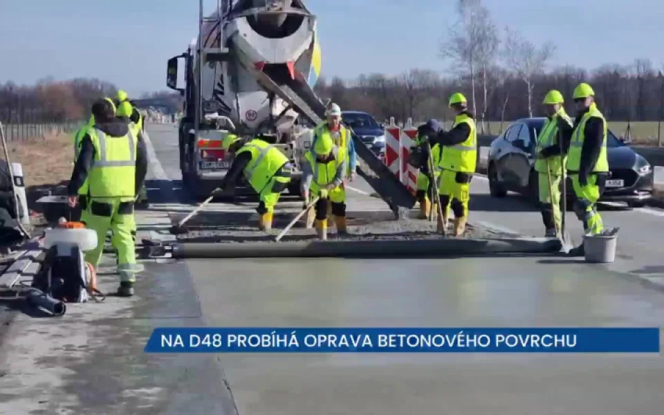 Na D48 u Frýdku-Místku probíhá oprava betonového povrchu