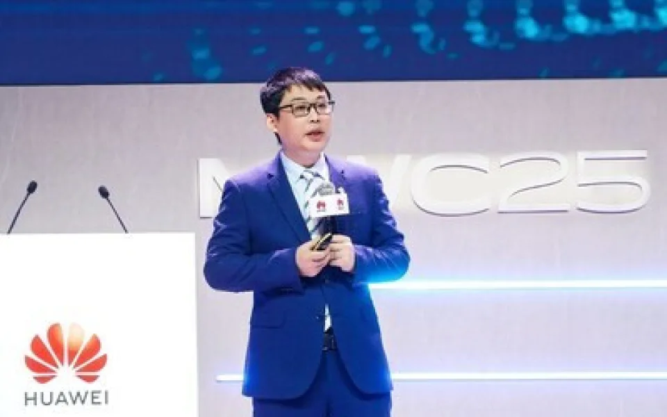 Huawei představuje kompletně upgradované řešení pro inteligentní kampus Xinghe, které povede kampusové sítě s AI a zaměřením na zkušenost do éry umělé inteligence