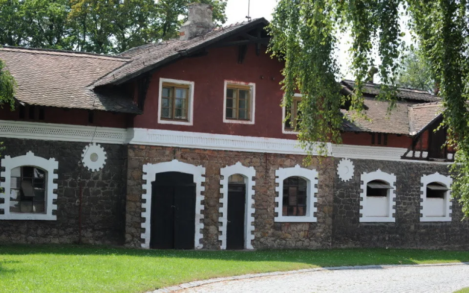 Rodina investovala desítky milionů do záchrany Hřebčína Napajedla. Proč to nestačilo?