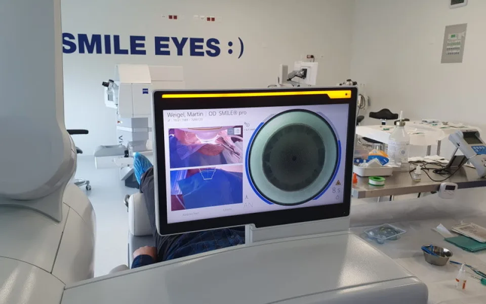Laser slaví 65 let: Vynález změnil i svět oční medicíny