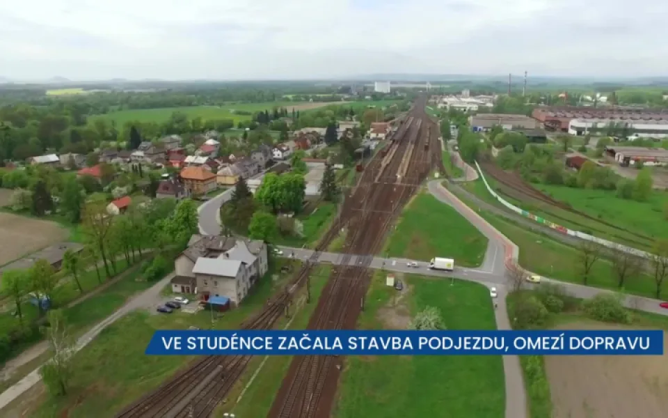 Ve Studénce začala stavba podjezdu železnice, projekt změní a také omezí dopravu v okolí