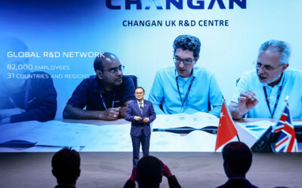 Evropa se stává novým strategickým centrem plánu "Širý oceán" společnosti ChangAn Automobile v souvislosti se zrychlujícím se globálním růstem