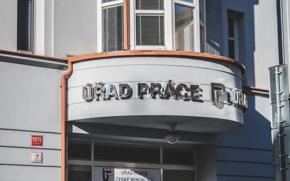 Drama na budějovickém úřadu práce, roztržka mezi dvěma ženami skončila epileptickým záchvatem