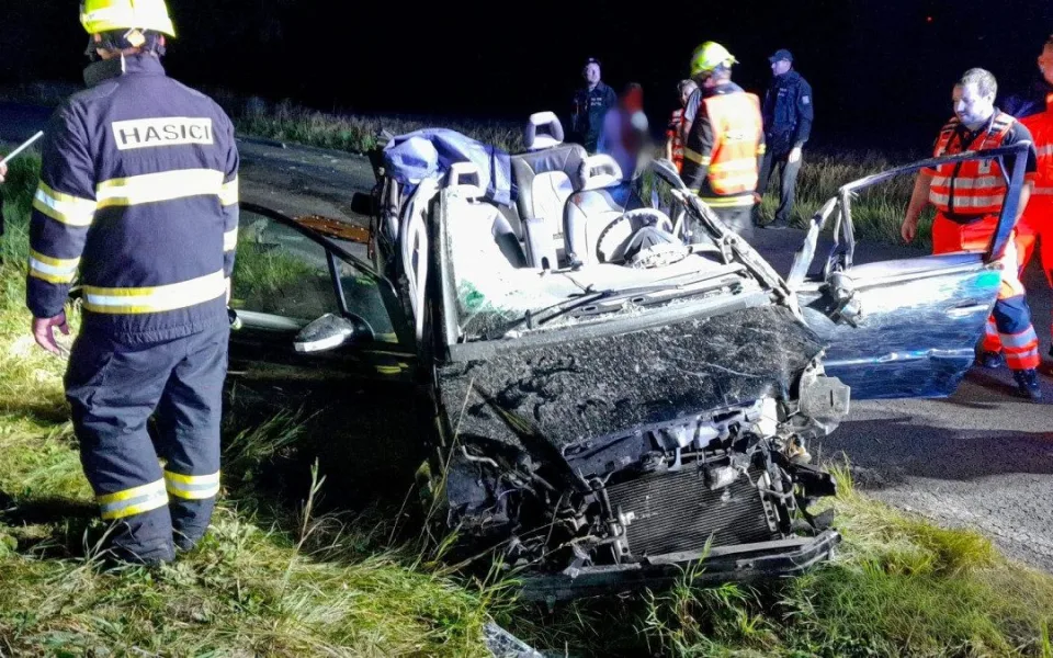 Tragická nehoda vozu značky Mercedes na Plzeňsku