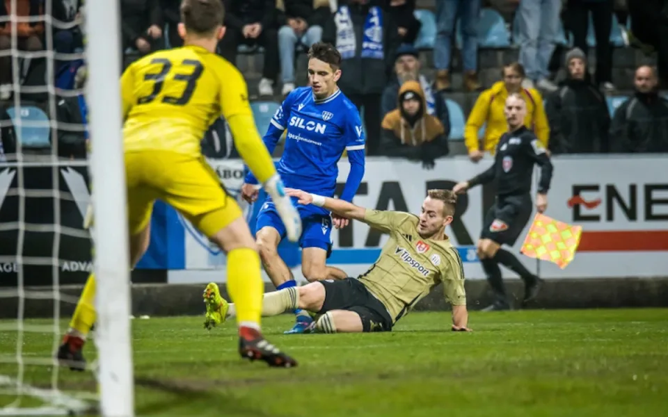 ANKETA: Na Střelecký ostrov míří jihočeské derby. Dynamo vyzve vedoucí Táborsko