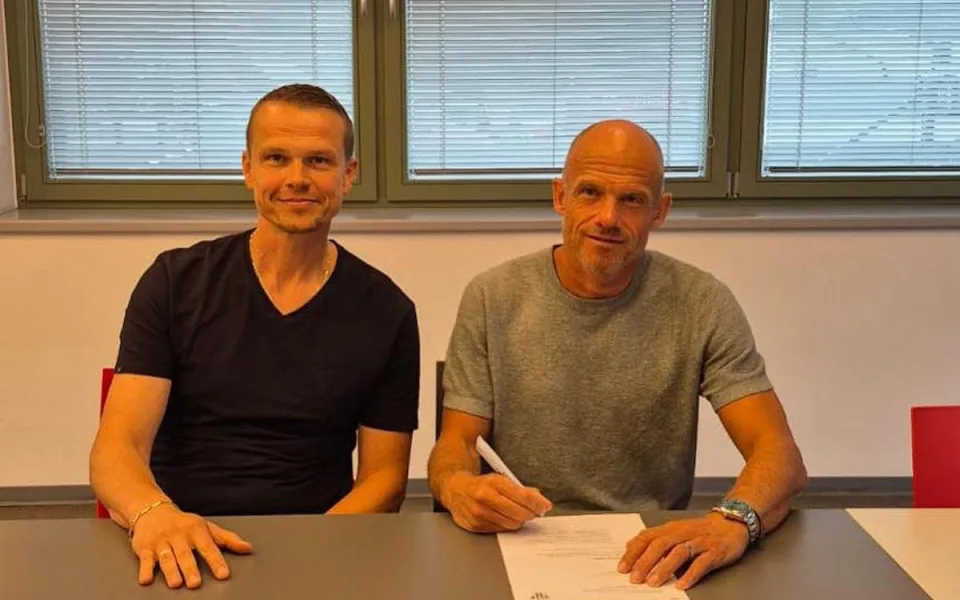 Překvapení v Lípě. Arsenal odvolal trenéra, najal Davida Jarolíma
