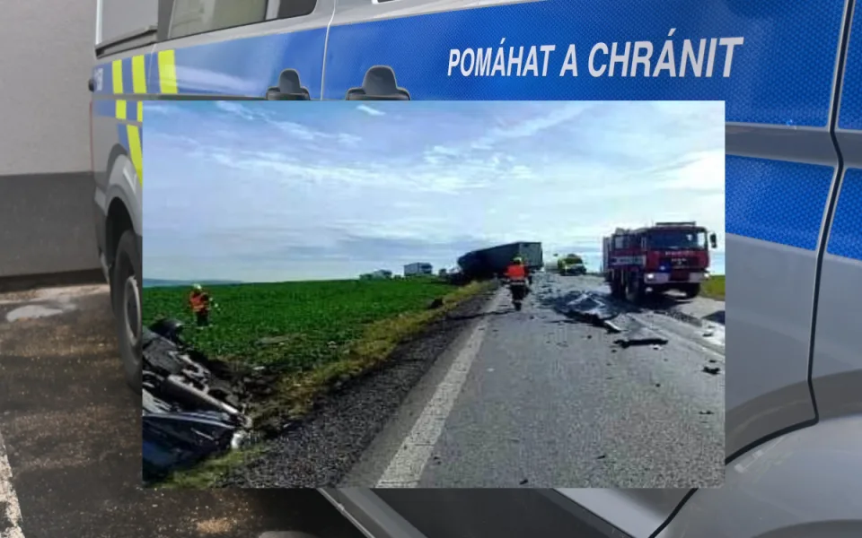 Řidič na Jihlavsku zemřel při nehodě. Čelně se srazil s náklaďákem 