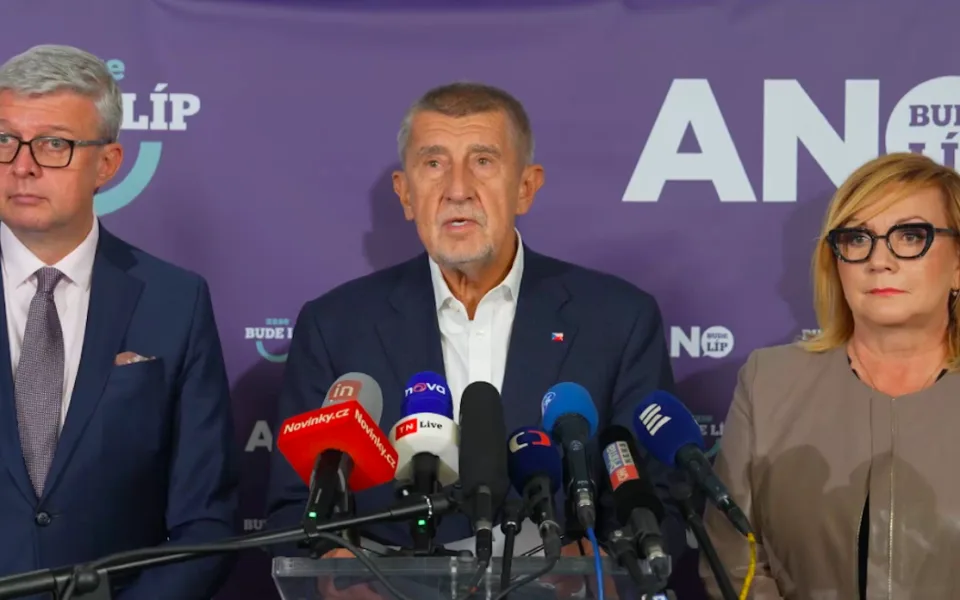 ANO, SPD a Motoristé podepíšou koaliční smlouvu v pondělí 3. listopadu