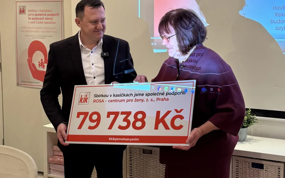 Azylové domy po celém Česku podpořila sbírka KiK. Lidé darovali skoro 2 miliony.