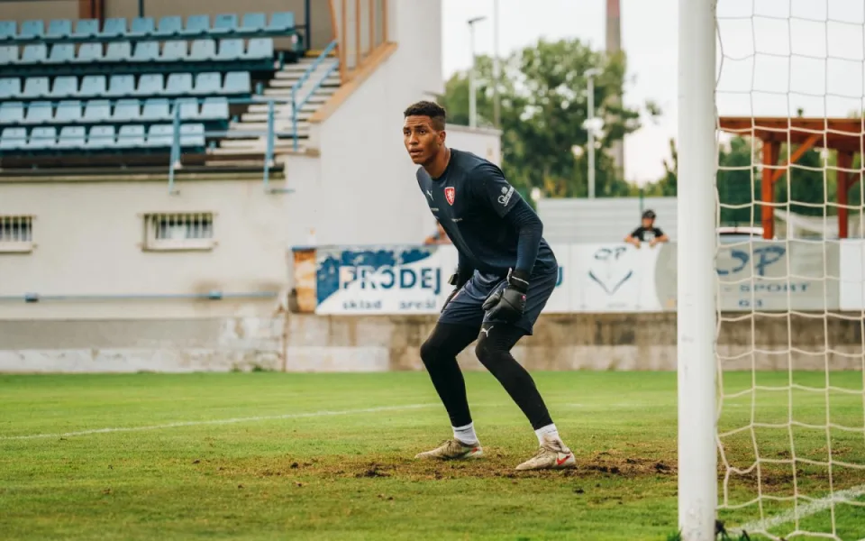Další změny v kádru Dynama. Colin Andrew míří do Brna, obranu posílí portugalský stoper André Silva