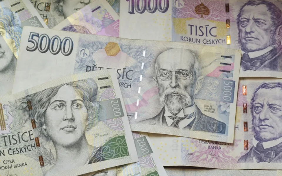 Počet nepravých bankovek roste, navíc si neplatné v Budějcích ani nevyměníte