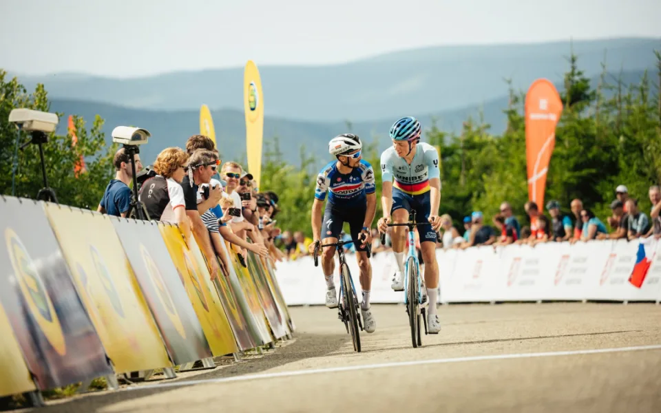 Etapa Czech Tour zamíří na Ještěd. Do Liberce přijedou elitní cyklisté