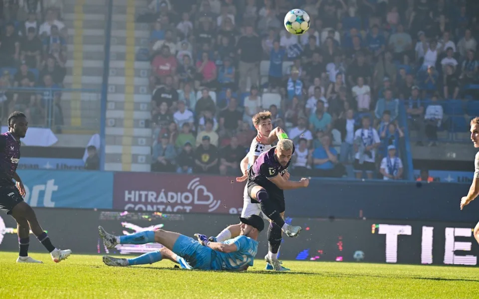 Slovan začal nadstavbu porážkou se Slavií. Hosté rozhodli dvěma góly v první půli