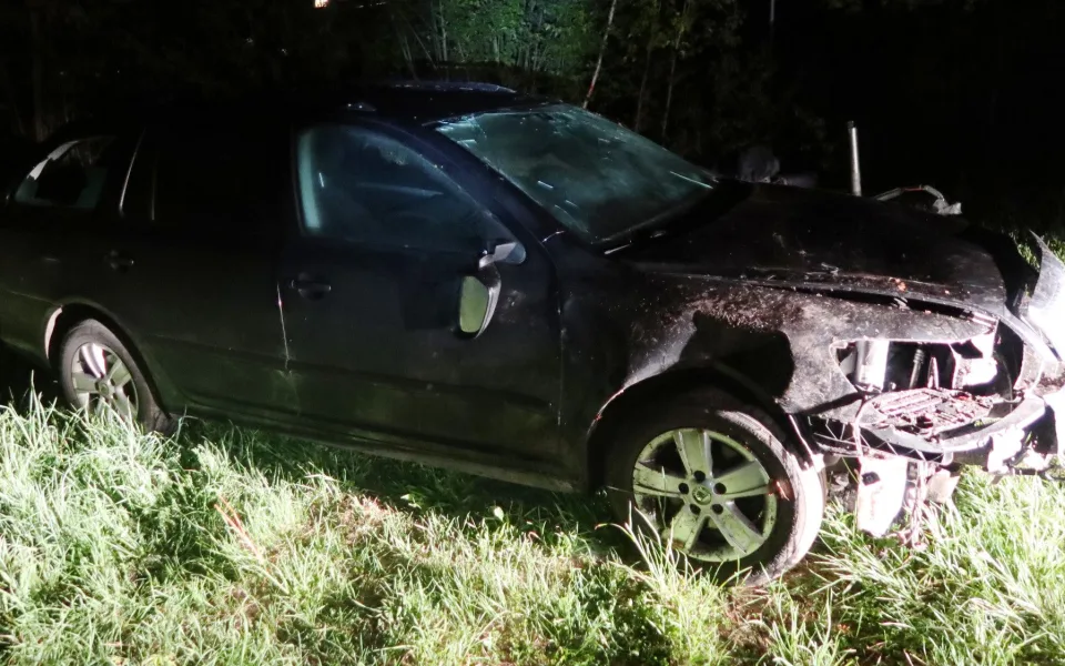 Sedmnáctiletý mladík na Jihlavsku boural. Za volant usedl bez potřebného mentora