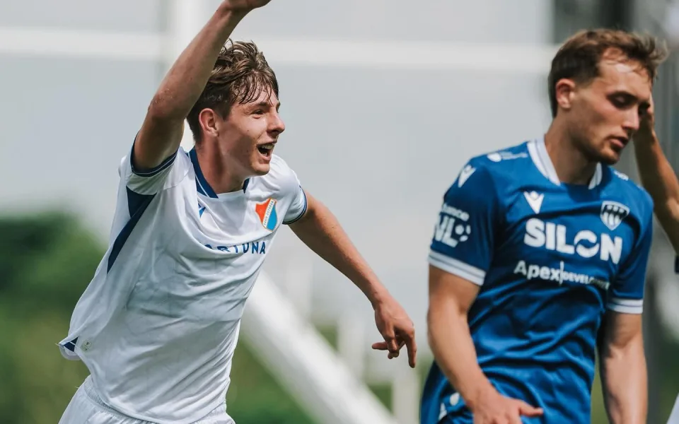 Ostrava zůstává v první fotbalové lize, Baník rozstřílel Táborsko 5:0