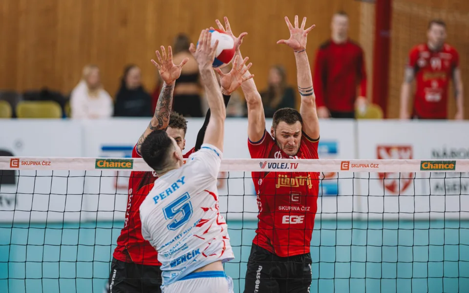 První posila pro Jihostroj. Z Benátek přichází mašina na body Marek Perry
