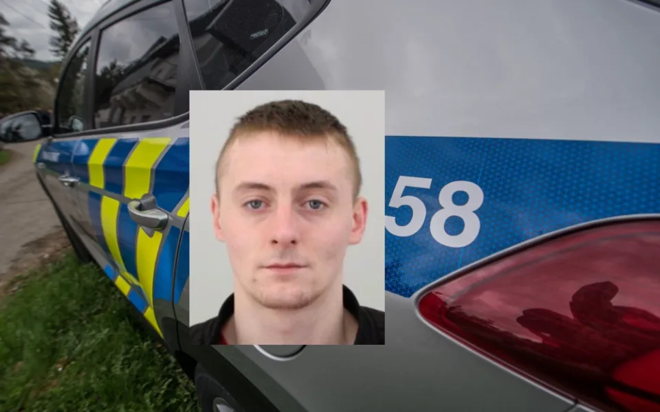 Policie hledá muže z Karlovarska. Byl na něj vydán příkaz k dodání do výkonu trestu.