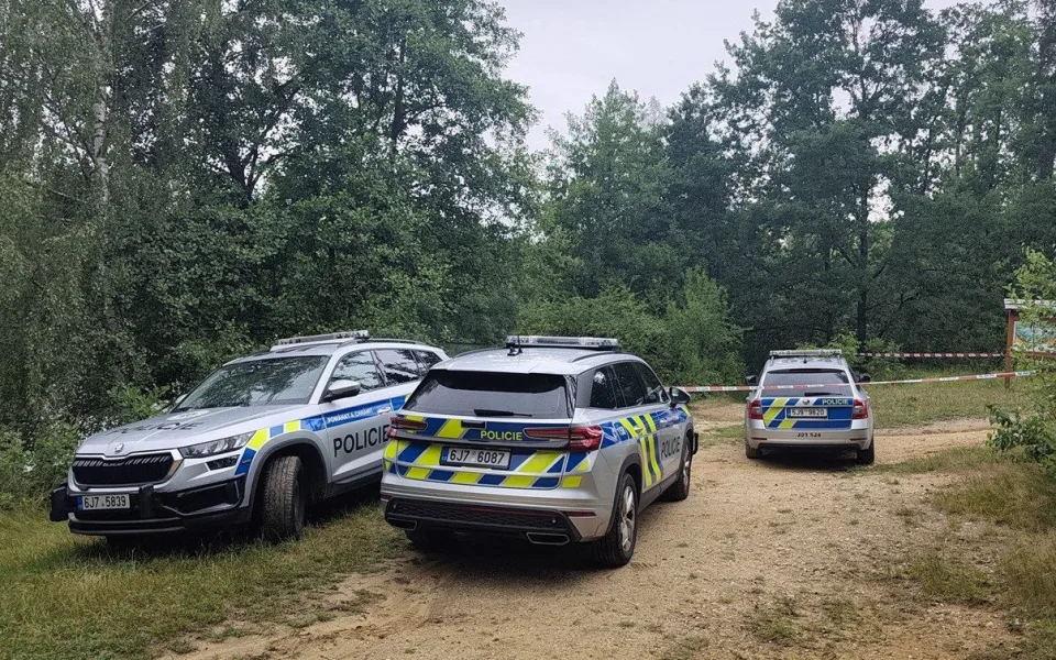 Smutná zpráva: Muže, po kterém policisté pátrali, našli bez známek života