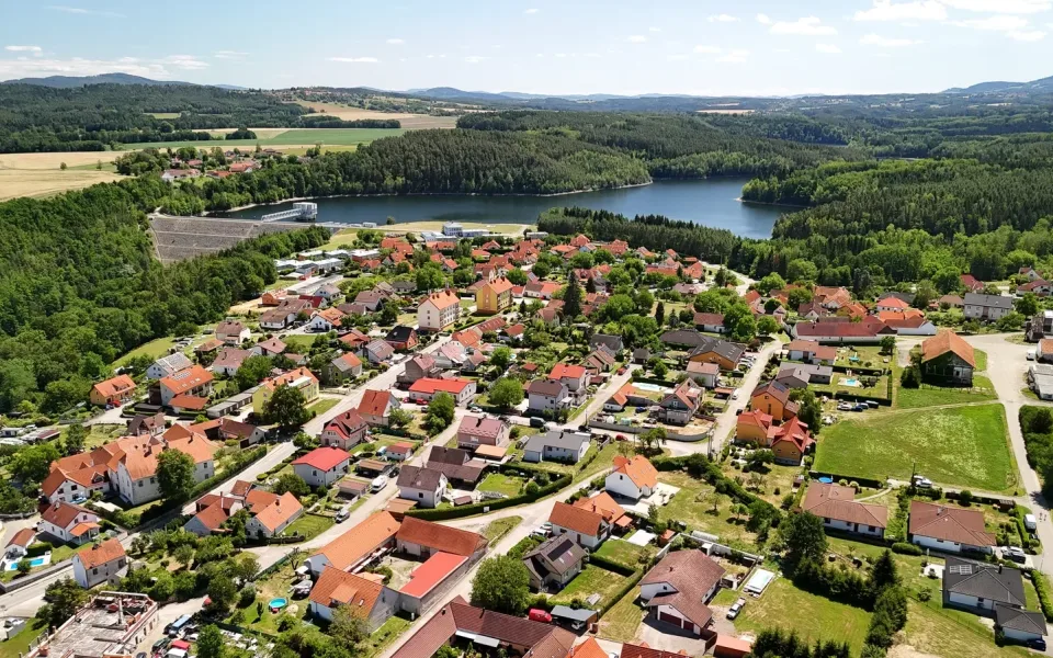 Římov bojuje o titul Vesnice roku. Jihočeskou obec může podpořit i veřejnost