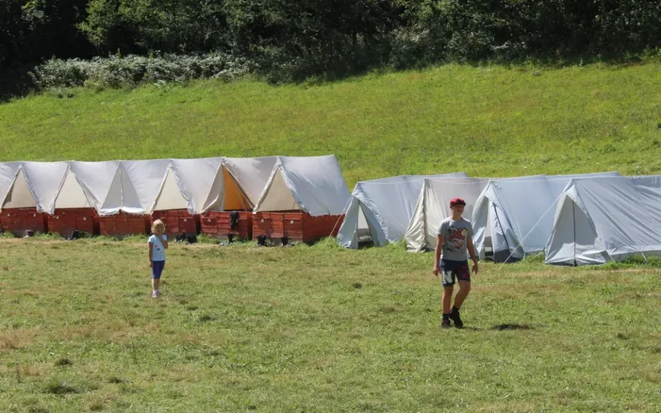 Jihočeští hygienici už zkontrolovali 130 táborů, rozdali pokuty za 24 tisíc