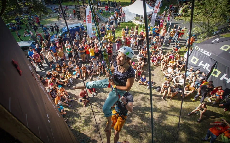 Do Teplic nad Metují míří lezecká elita i zpěvák Dan Bárta