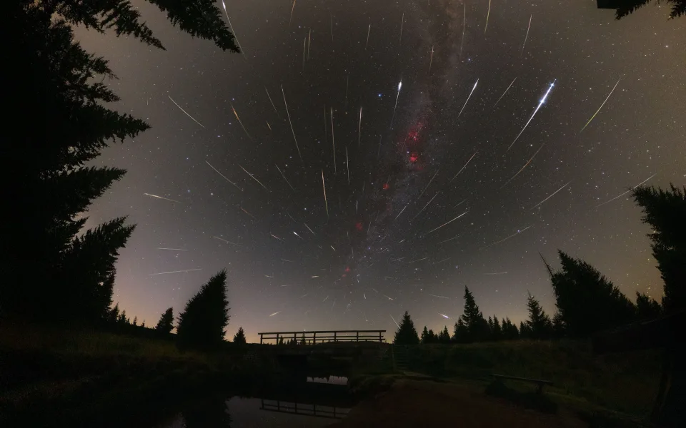 Úřad NASA vybral jako Astronomický snímek dne fotografii z Jizerských hor