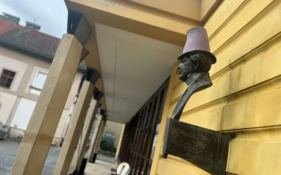 Hradec bude měsíc čekat na Václava. Dorazí Chýlková, Sokol i držitel Thálie