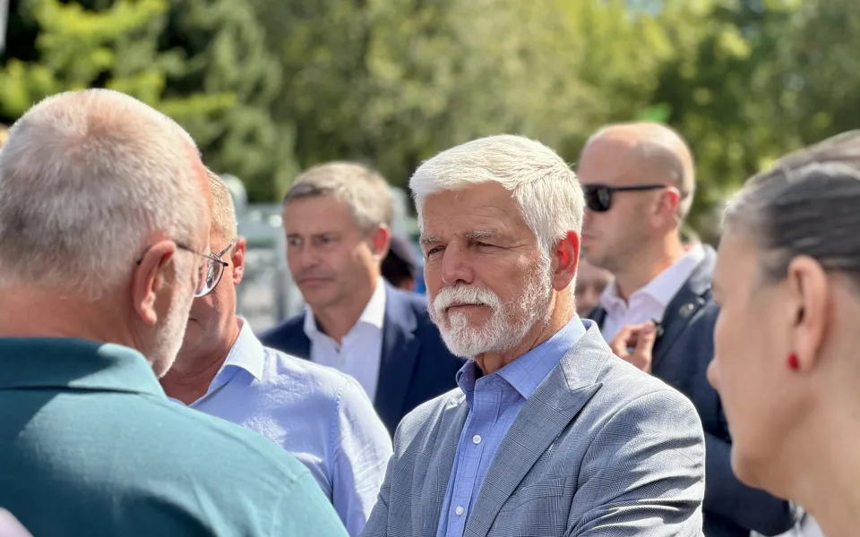 Prezident Pavel dorazil na Země živitelku. Zamířil na přehlídku skotu a ochutnal pivo
