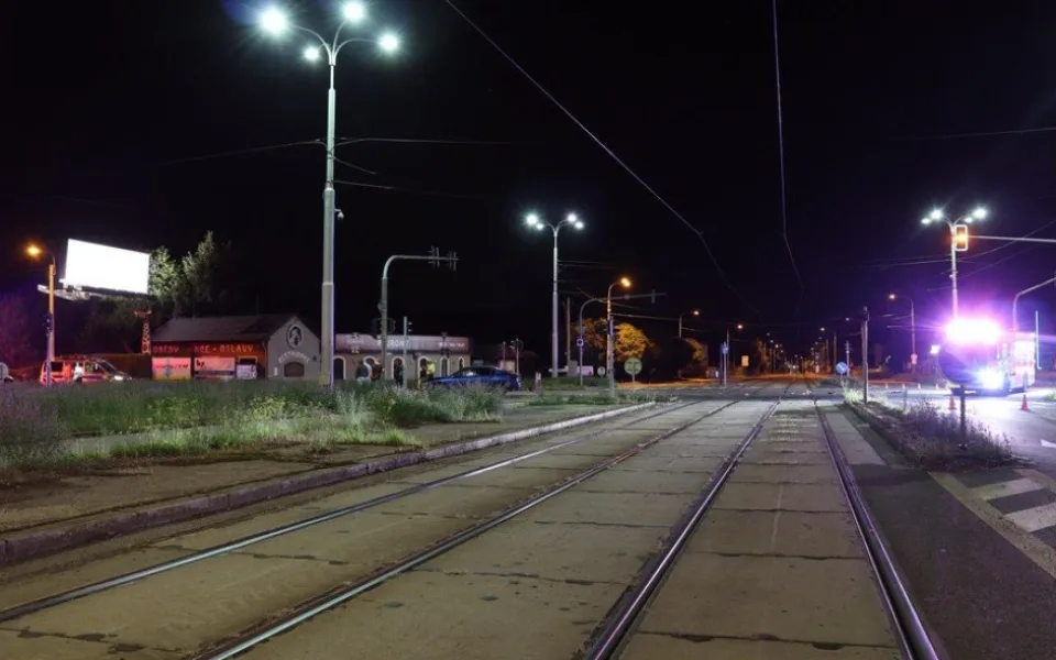 Na Rudné v Ostravě srazilo auto chodce. Střet nepřežil