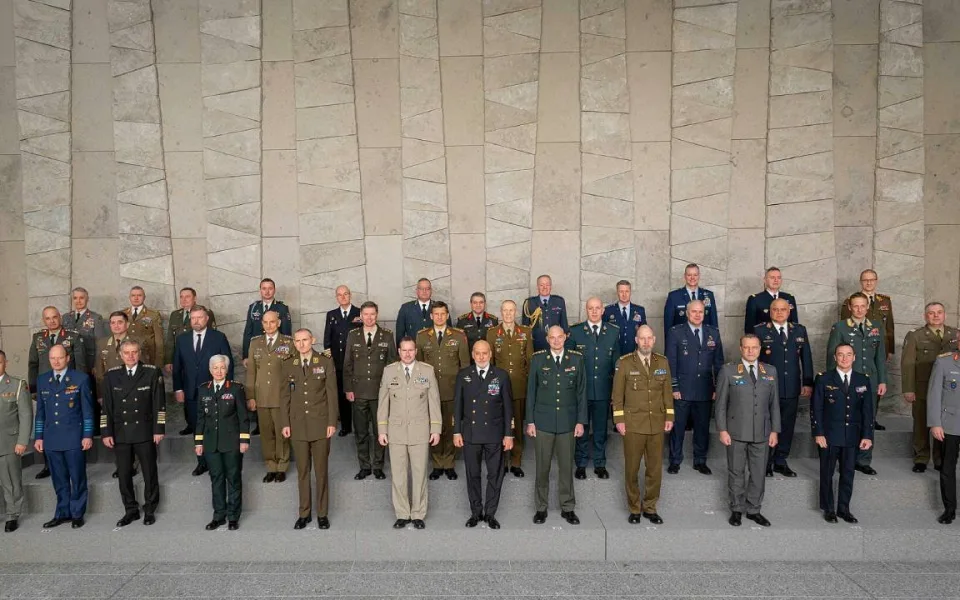 Šéfové armád NATO se sejdou v Kodani, na programu je i Ukrajina