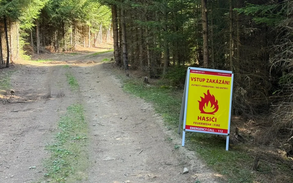 KOMENTÁŘ: Hrozí Šumavě katastrofa biblických rozměrů, nebo jde o klasické vrtěti psem?