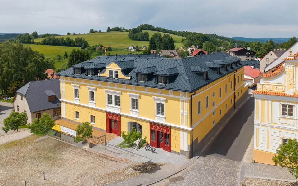 Škola, obnova synagogy i zájezdní hostinec. To jsou Stavby roku Plzeňska